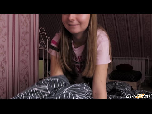 ❤️ Tarraingíonn Blondie BFF go domhain uirthi agus faigheann sí cum ina béal ❤️❌  Porn álainn  ag porn % ga.rassadakubani.ru%  ️❤